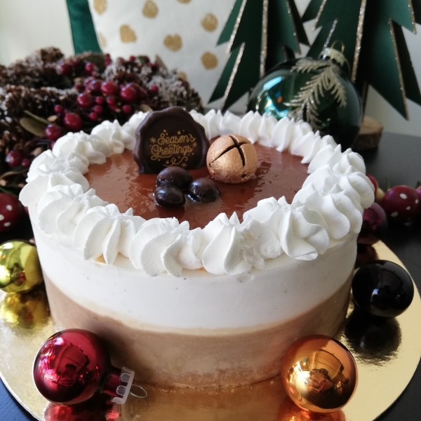 vegan Coffee and Vanilla ice cream cake